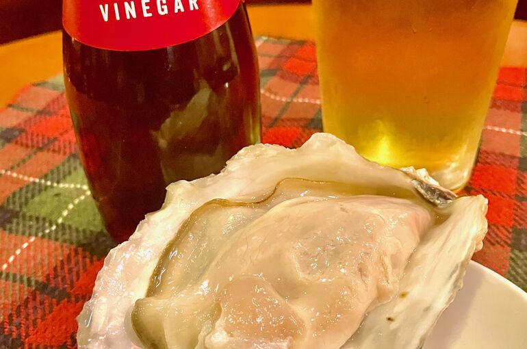 牡蠣とモルトビネガー