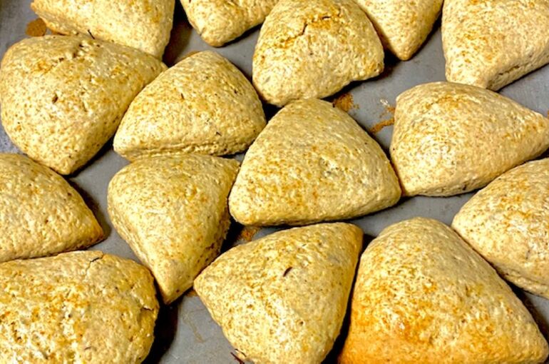 Spiced scones